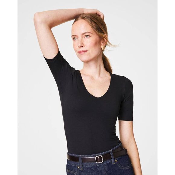 SPANX smooth™ Jersey V-Neck Tee 2X NWT 21228R - Picture 1 of 7